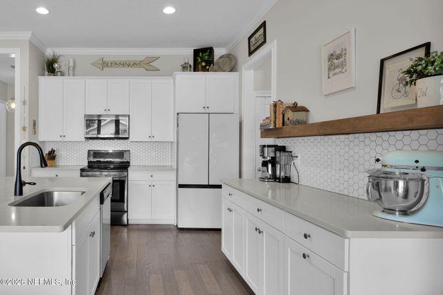 745 PENMAN Road, Jacksonville Beach, FL 32250
