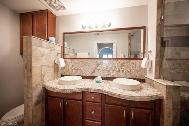 30 Strada Di Villaggio 124, Henderson, NV 89011