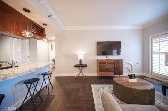 30 Strada Di Villaggio 124, Henderson, NV 89011