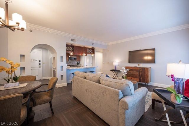 30 Strada Di Villaggio 124, Henderson, NV 89011