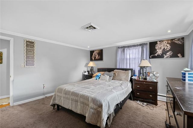 1527 Bayberry Lane, Bethlehem City, PA 18018