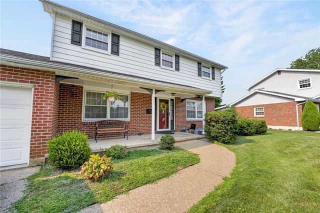1527 Bayberry Lane, Bethlehem City, PA 18018
