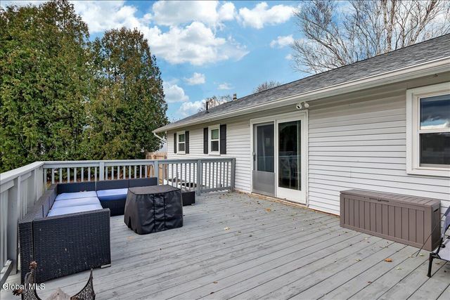 109 Van Buren Road, Glenville, NY 12302