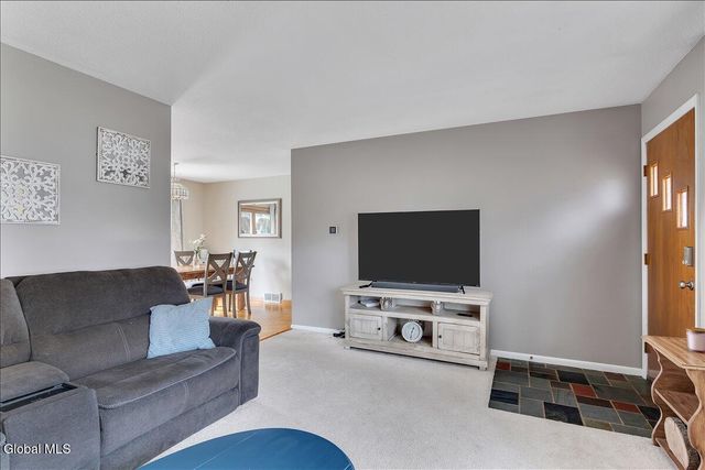 109 Van Buren Road, Glenville, NY 12302