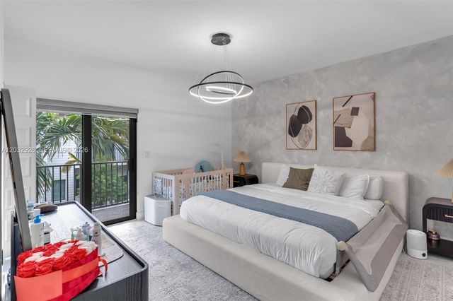 4963 NW 83rd Path 4963, Doral, FL 33166