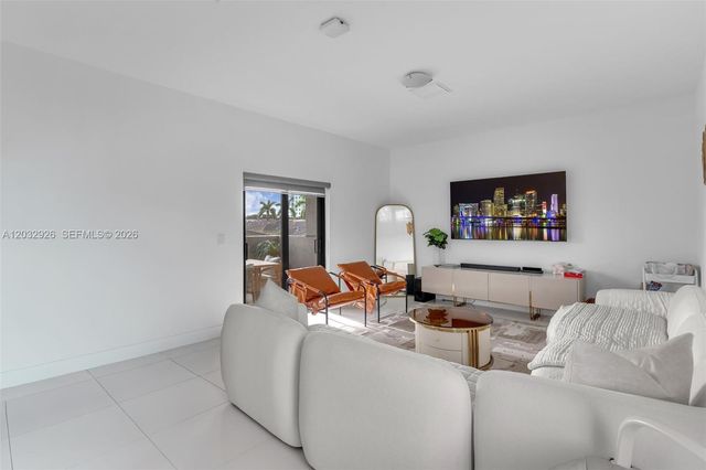 4963 NW 83rd Path 4963, Doral, FL 33166