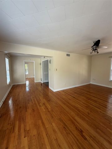 3733 Washburn Avenue, Fort Worth, TX 76107