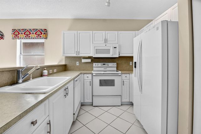 7695 Cherry Blossom Way, Boynton Beach, FL 33437