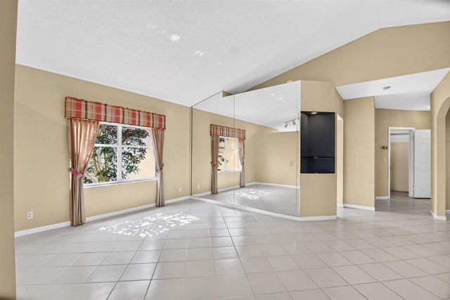 7695 Cherry Blossom Way, Boynton Beach, FL 33437