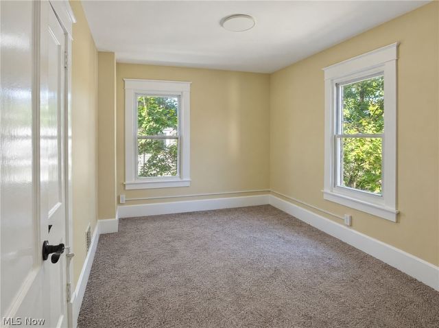 444 Emery Avenue, Youngstown, OH 44507