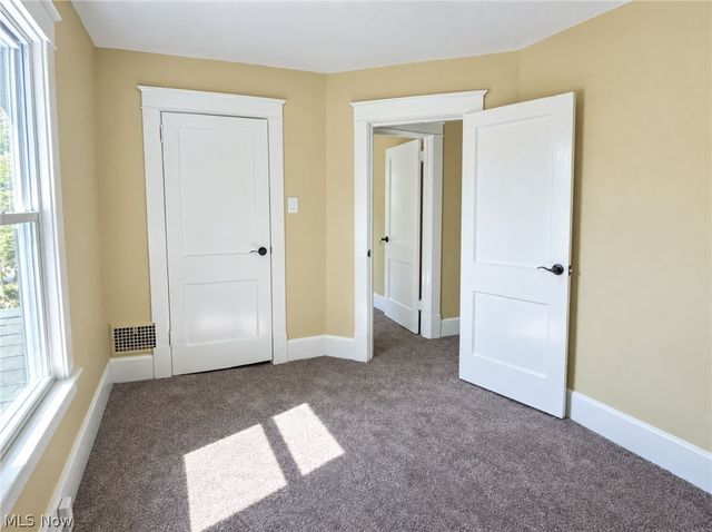 444 Emery Avenue, Youngstown, OH 44507