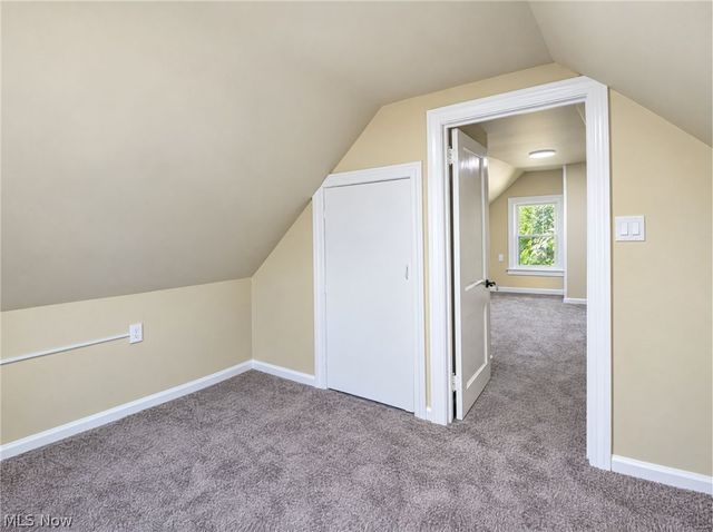 444 Emery Avenue, Youngstown, OH 44507