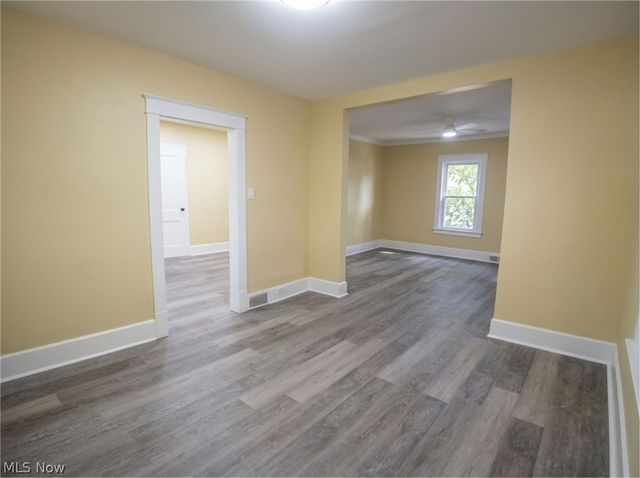 444 Emery Avenue, Youngstown, OH 44507