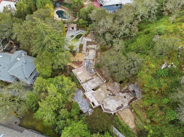 3035 Canyon Road, Burlingame, CA 94010