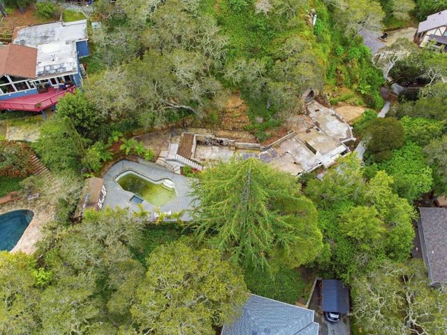 3035 Canyon Road, Burlingame, CA 94010