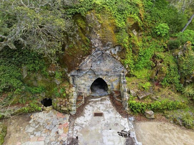 3035 Canyon Road, Burlingame, CA 94010