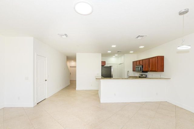 2626 Creekside Drive, Fort Pierce, FL 34981