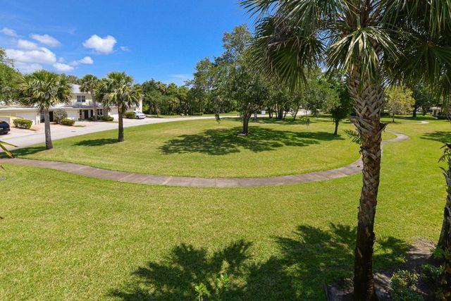 2626 Creekside Drive, Fort Pierce, FL 34981