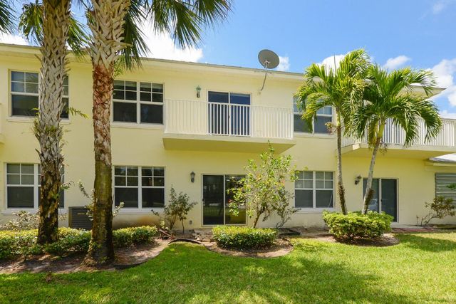 2626 Creekside Drive, Fort Pierce, FL 34981