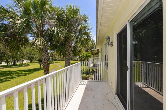 2626 Creekside Drive, Fort Pierce, FL 34981