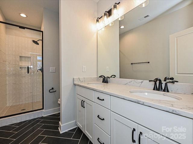 908 Callahan Street EQX1664, Charlotte, NC 28206