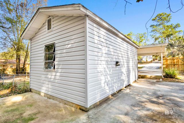 1238 Pensacola Drive, Lillian, AL 36549