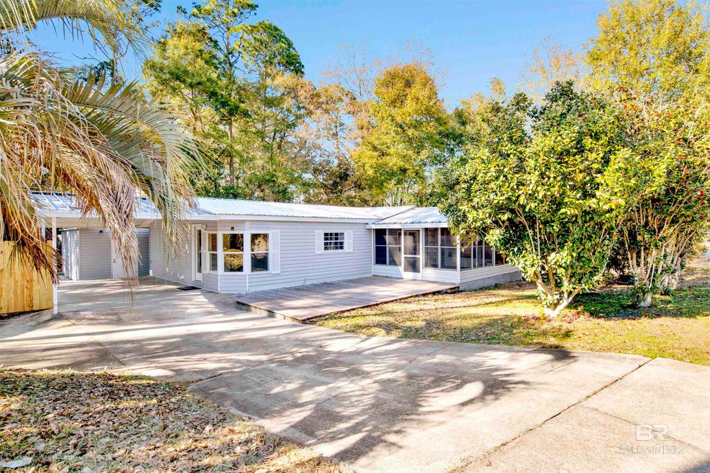 1238 Pensacola Drive, Lillian, AL 36549