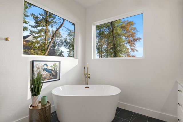 643 N Private Road 52416, Leesburg, TX 75451