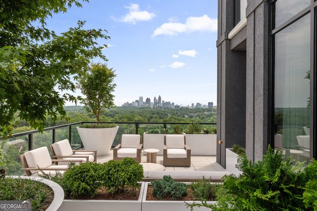 2425 Peachtree Road NE 1503, Atlanta, GA 30305