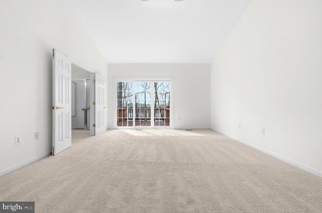 17988 SWANS CREEK LN, Dumfries, VA 22026