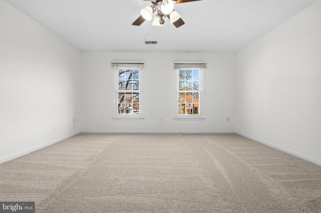 17988 SWANS CREEK LN, Dumfries, VA 22026