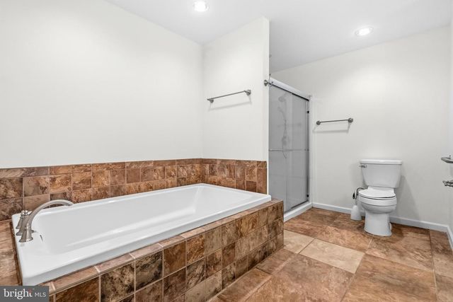 17988 SWANS CREEK LN, Dumfries, VA 22026