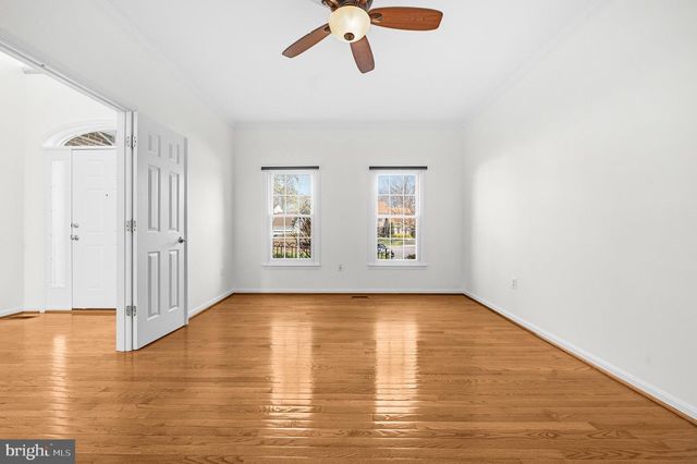 17988 SWANS CREEK LN, Dumfries, VA 22026