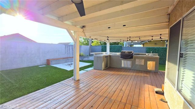 4816 Feather River Road, Corona, CA 92878