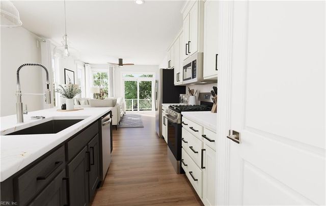 1002 Gadsby LN, Williamsburg, VA 23185