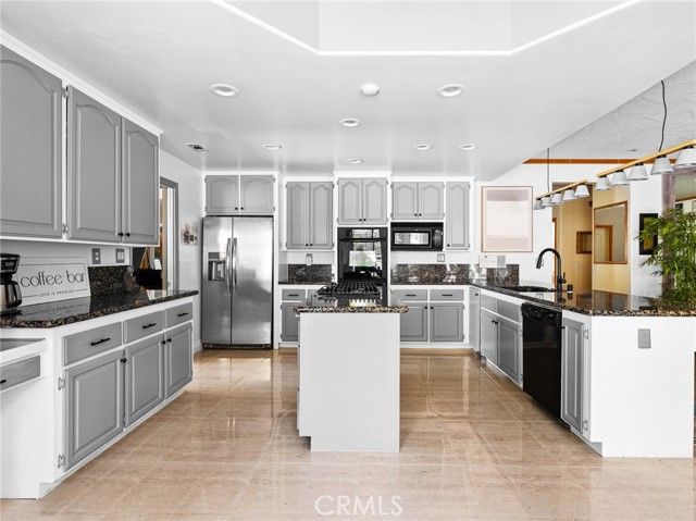 17970 Vista Point Drive, Victorville, CA 92395