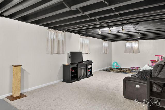 2410 Marcoux Avenue, Muskegon, MI 49442