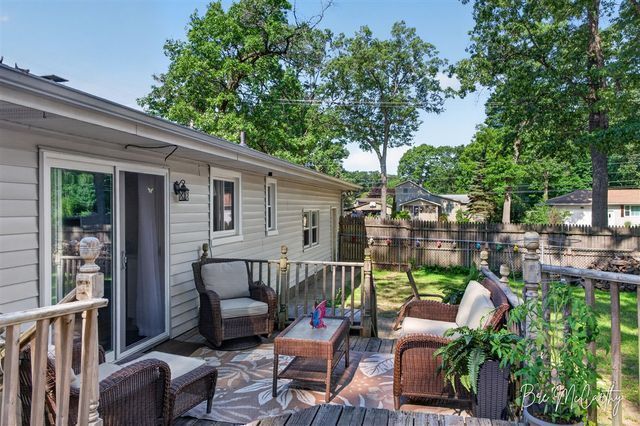 2410 Marcoux Avenue, Muskegon, MI 49442