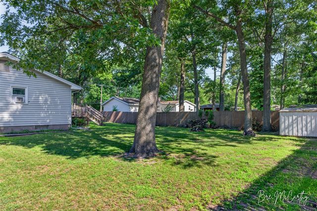 2410 Marcoux Avenue, Muskegon, MI 49442