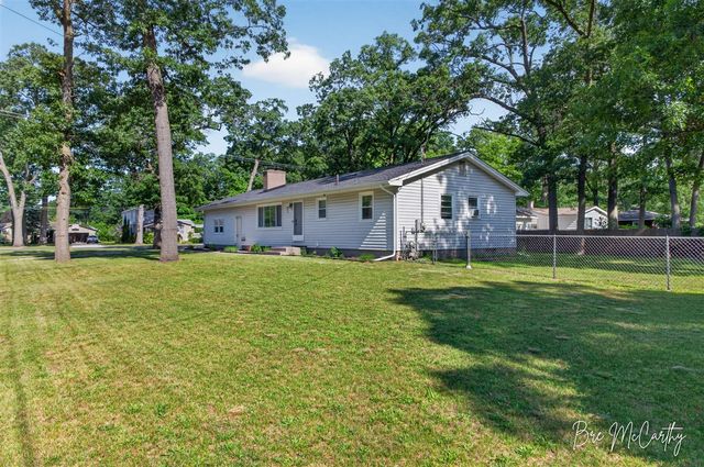 2410 Marcoux Avenue, Muskegon, MI 49442