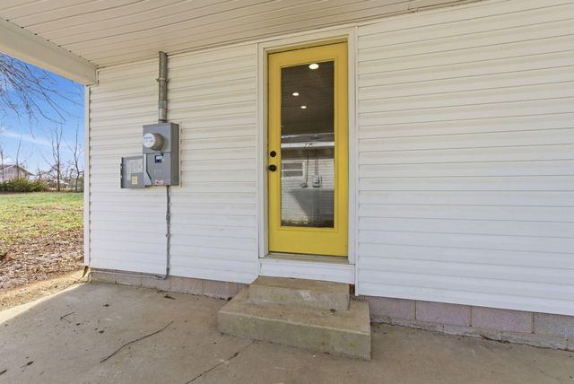99 Orchard Street, Crab Orchard, KY 40419