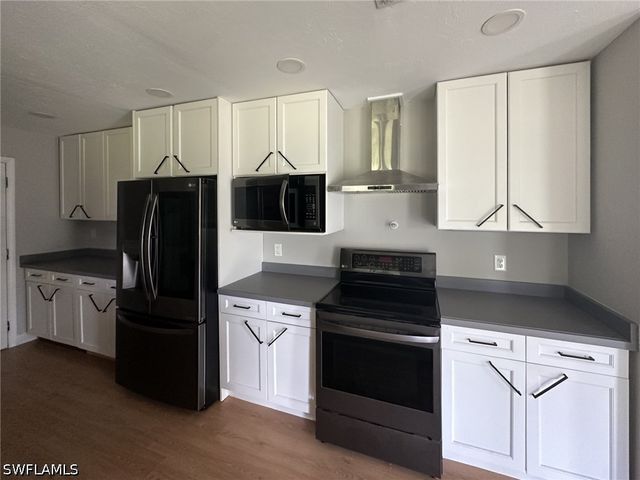 6049 Stratton RD, Fort Myers, FL 33905