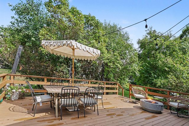 2405 Urbandale Lane N, Plymouth, MN 55447