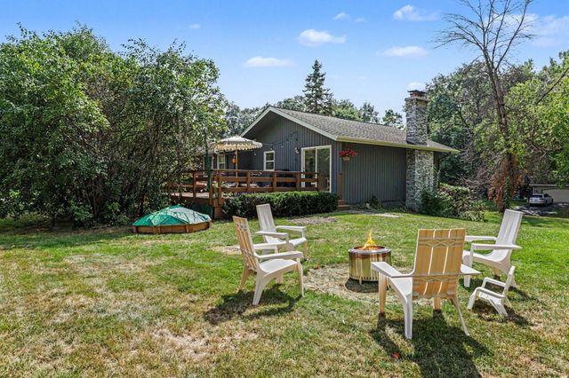2405 Urbandale Lane N, Plymouth, MN 55447