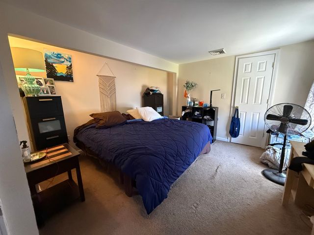 16 W Shore Drive, Raymond, NH 03077