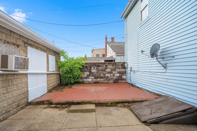 406 W 10th Street, Newport, KY 41071