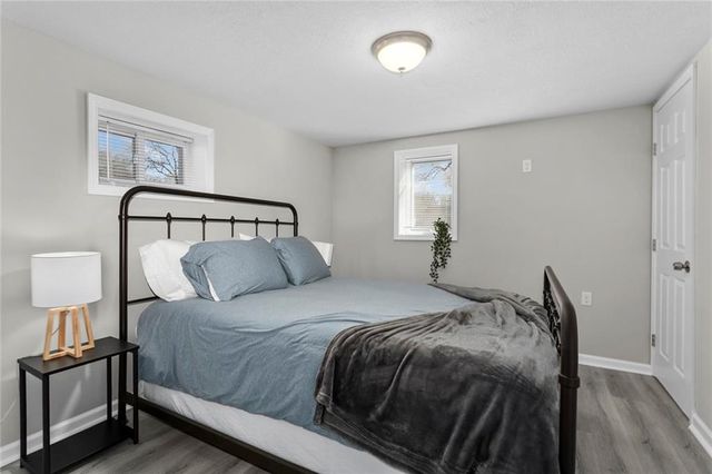 9005 W 99th Terrace, Overland Park, KS 66212