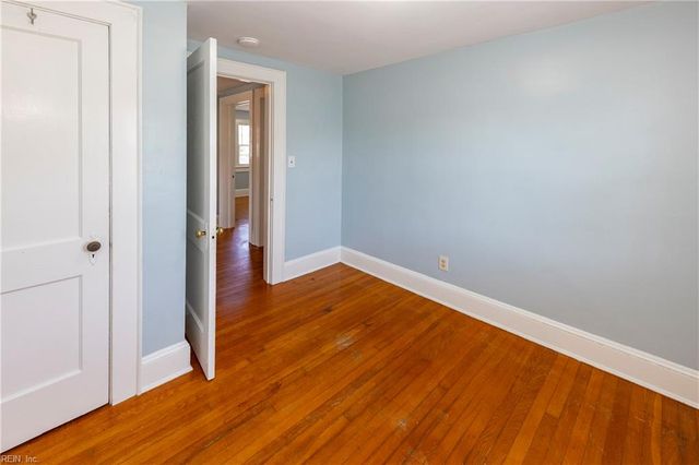 2414 Arctic Ave Apt 4, Virginia Beach, VA 23451