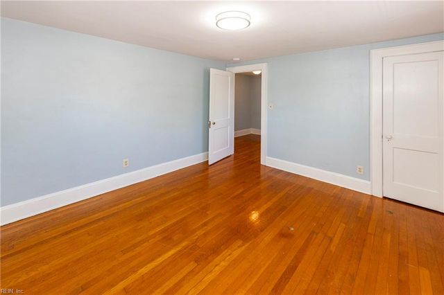2414 Arctic Ave Apt 4, Virginia Beach, VA 23451