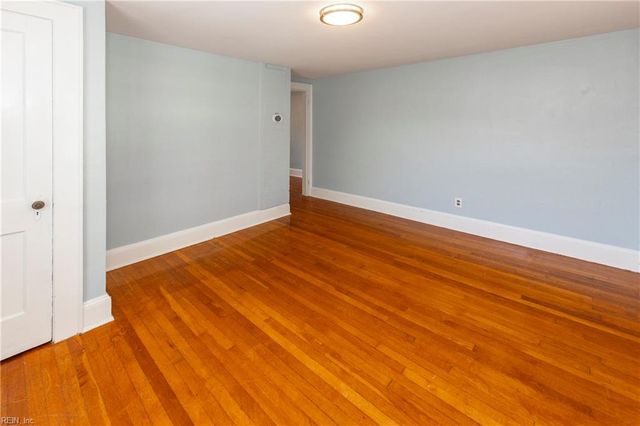 2414 Arctic Ave Apt 4, Virginia Beach, VA 23451